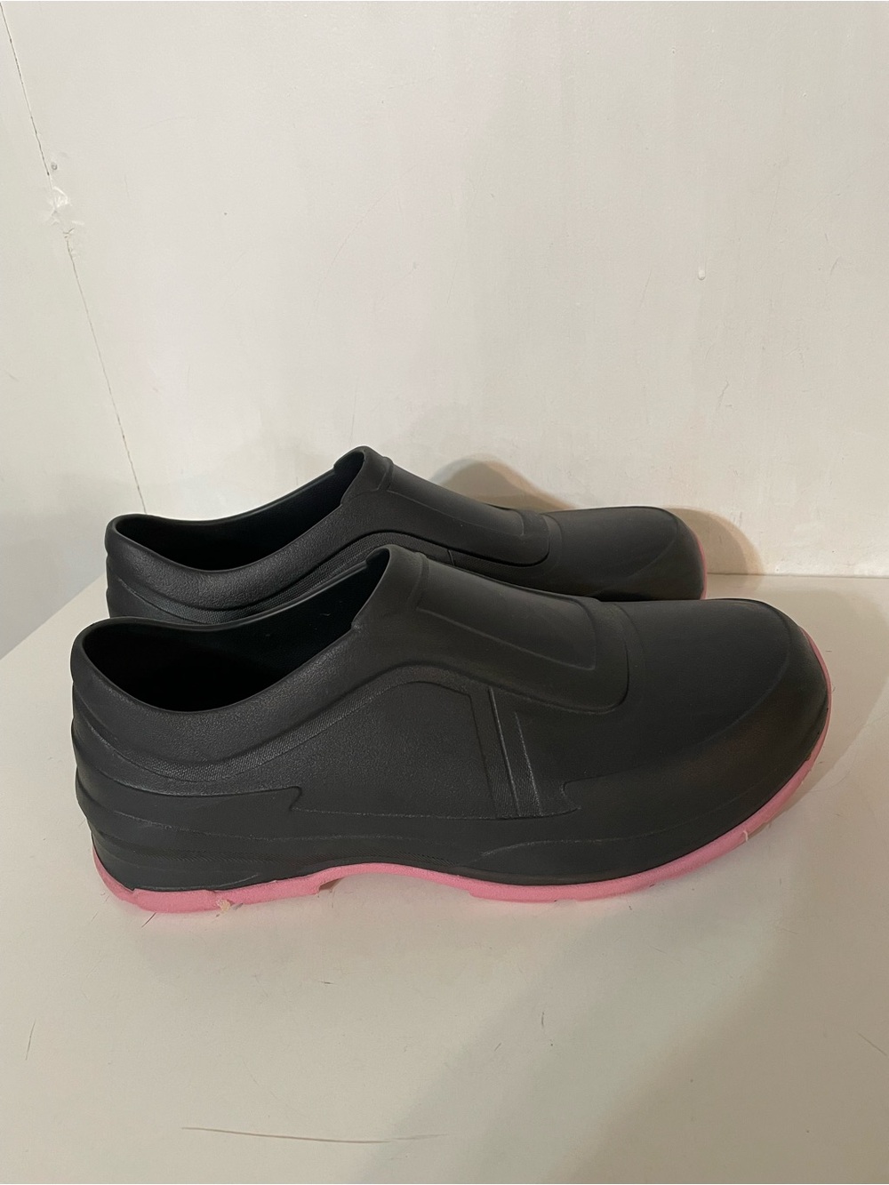 Gales the Standing Shoe